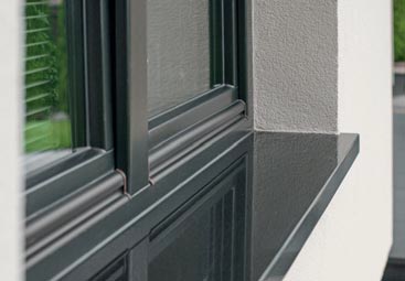 POLSKA DOORS & WINDOWS: <small>Energeticky úsporná a přirozená elegance z Polska</small>